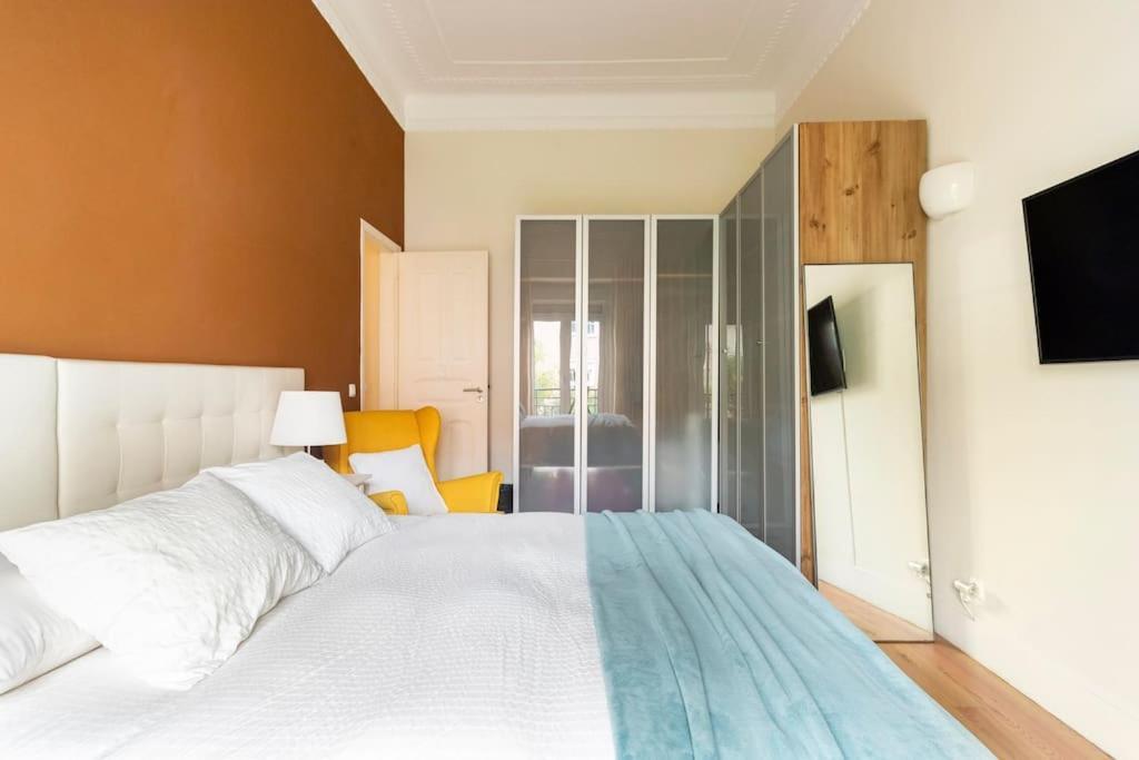 Guest House Bairro Azul Lisbon Exterior photo